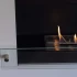 Denna väggmonterade etanolkamin kan beskrivas som enkel, tidlös och stilren. En kamin som passar i de flesta hem.